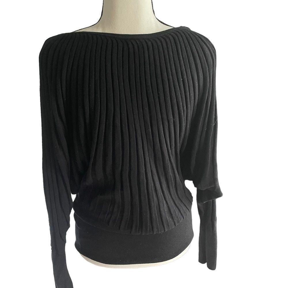 Kenneth Cole Reaction Sweater - Picture 3 of 5